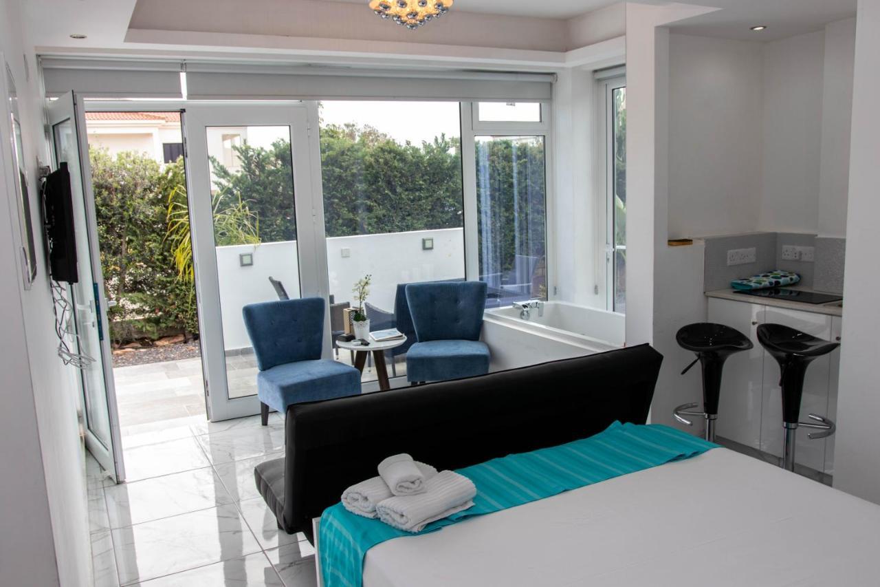 Nissi49 Apartments Ayia Napa Exteriör bild
